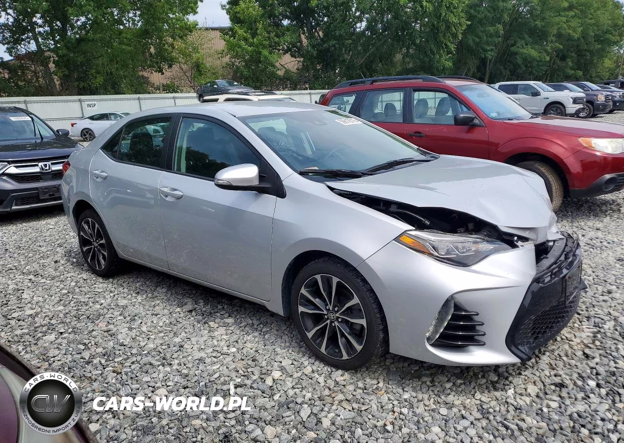 2019 Toyota Corolla Se VIN:2T1BURHE1KC148121 - 4
