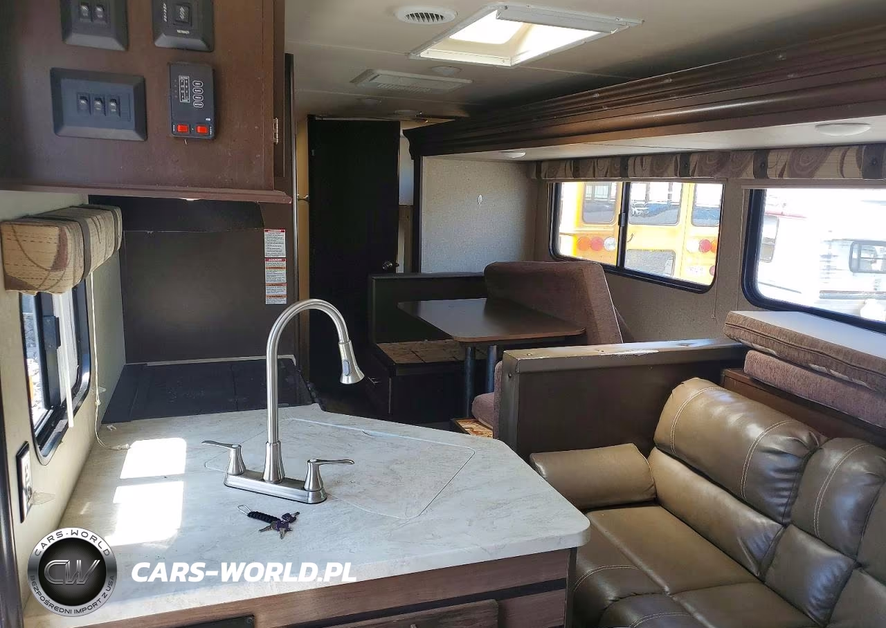 2016 Forest River Grey Wolf Camper VIN:4X4TCKB21GK034178 - 7