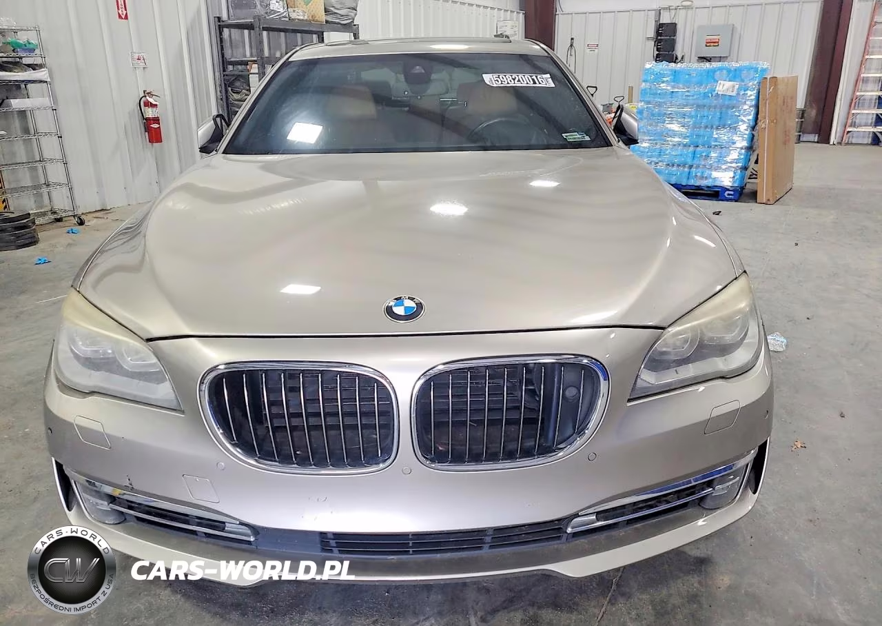 2015 BMW 7 Series VIN:WBAYE8C53FD780939 - 5