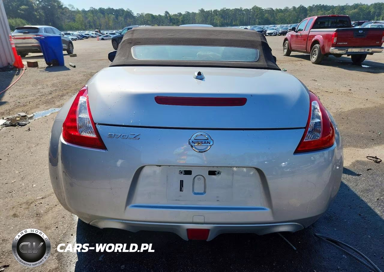 2016 Nissan 370Z Roadster Touring VIN:JN1AZ4FH6GM910496 - 6