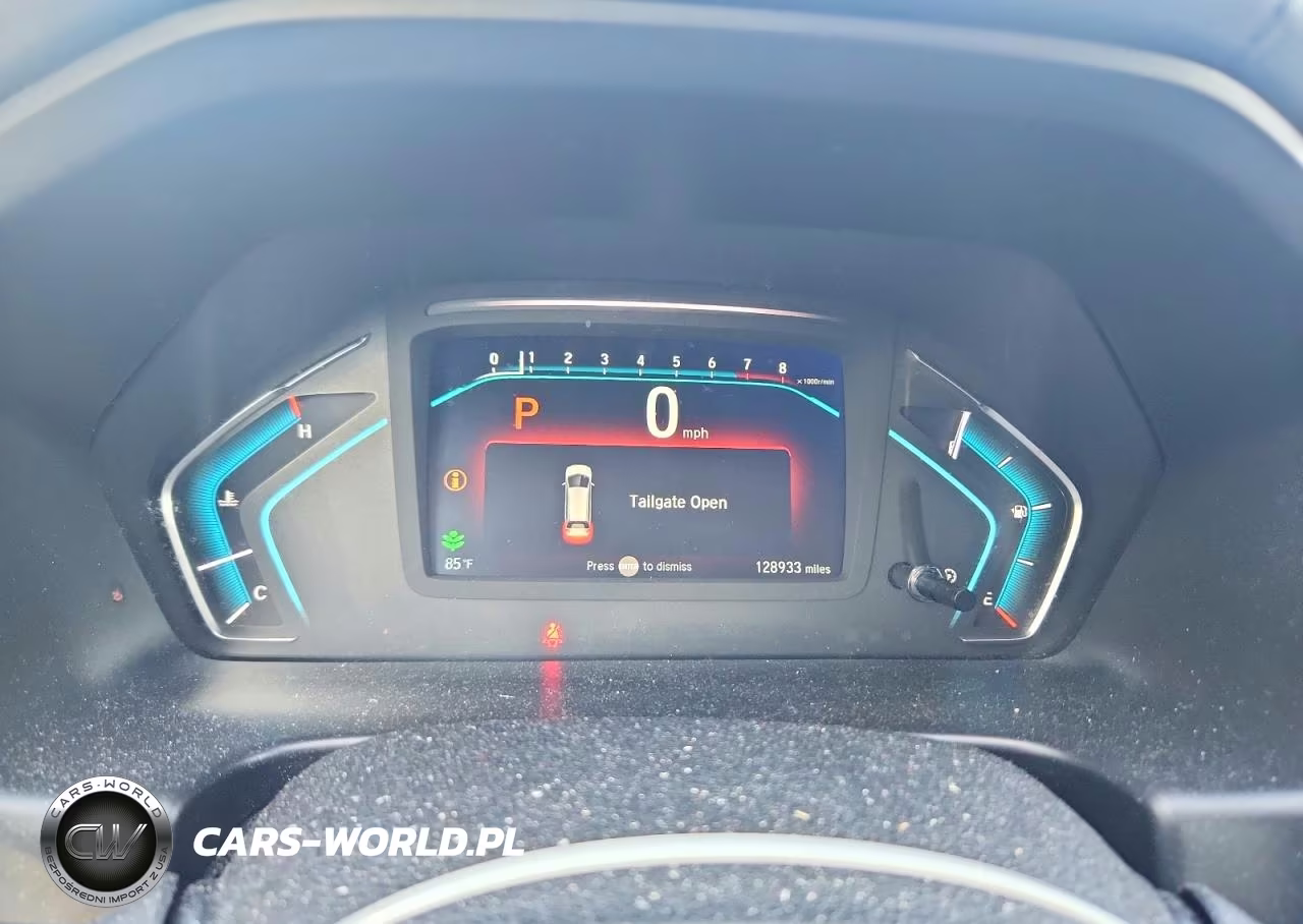 2018 Honda Odyssey Elite VIN:5FNRL6H97JB002450 - 9