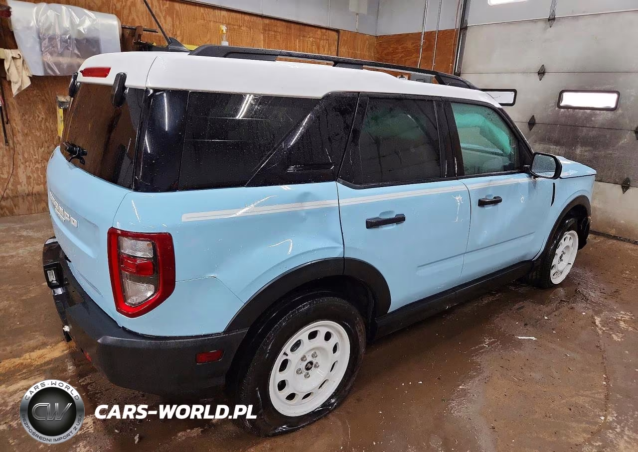 2023 Ford Bronco Sport Heritage VIN:3FMCR9G61PRE10037 - 3