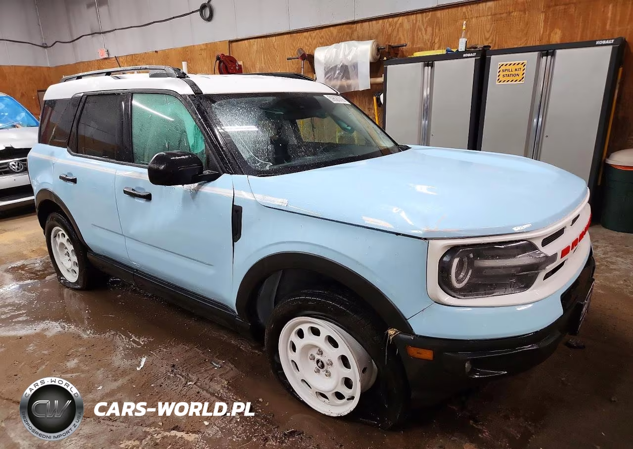 2023 Ford Bronco Sport Heritage VIN:3FMCR9G61PRE10037 - 4