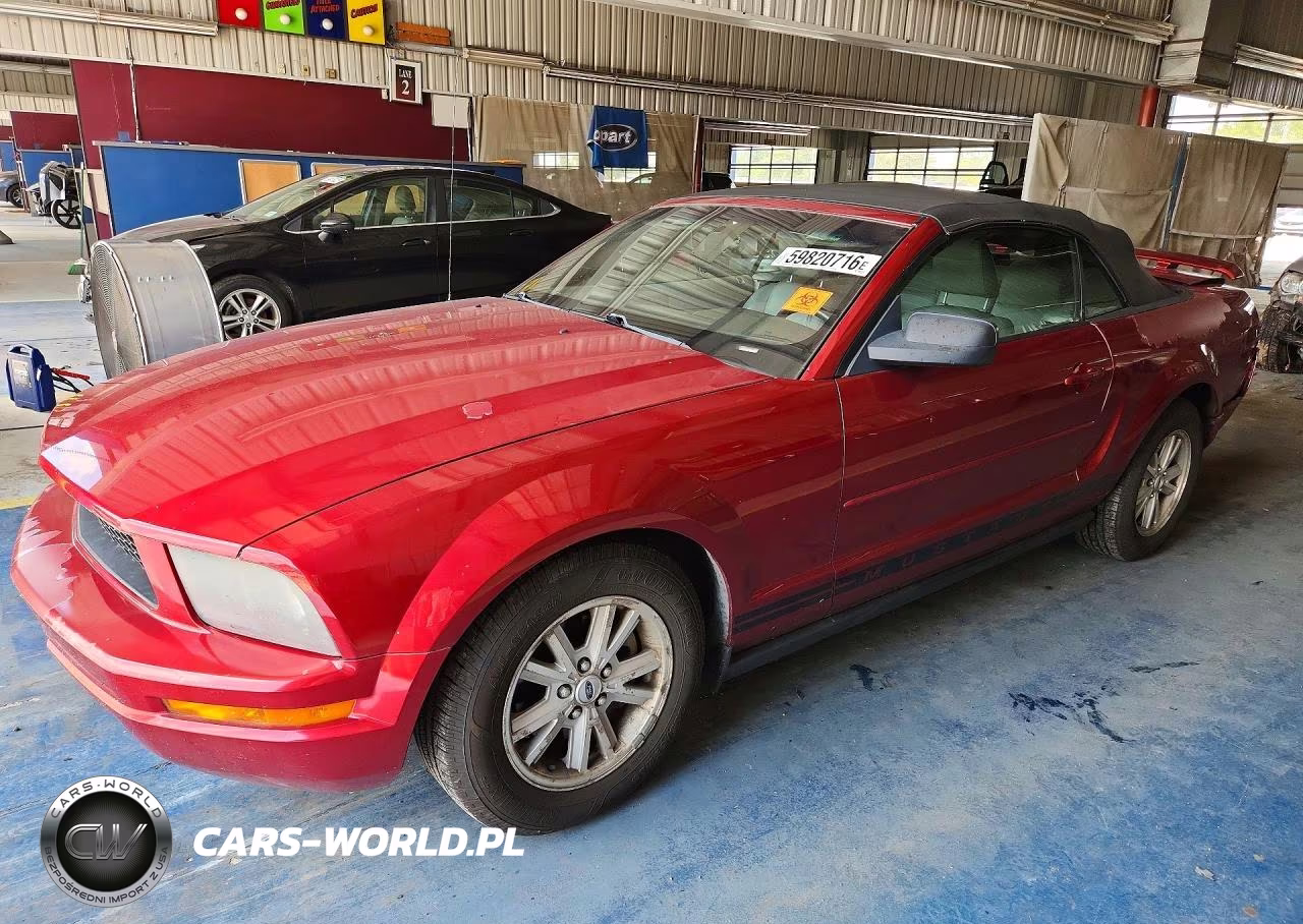 2006 Ford Mustang V6 Convertible – zdjęcie 1 z 12