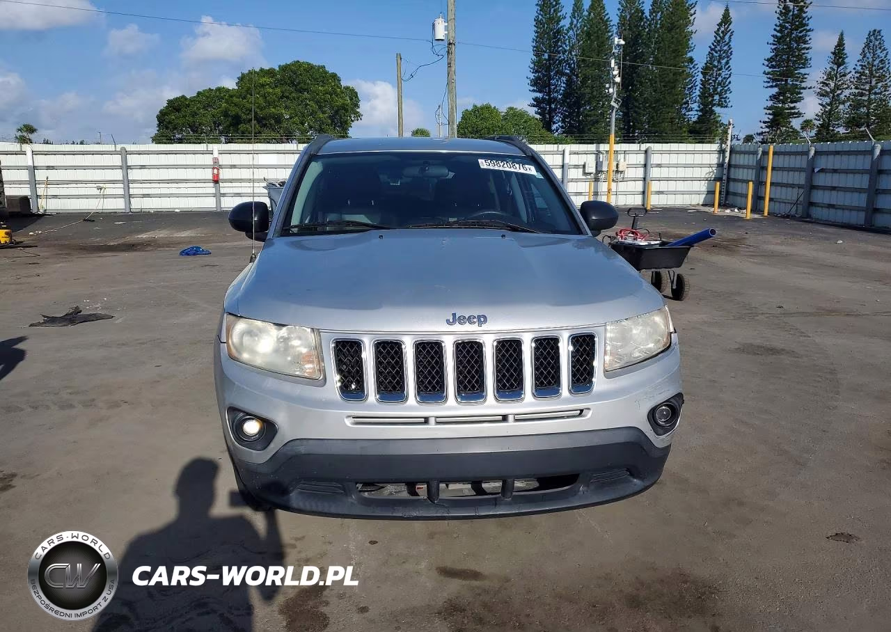 2013 Jeep Compass Sport VIN:1C4NJCBA9DD130447 - 5
