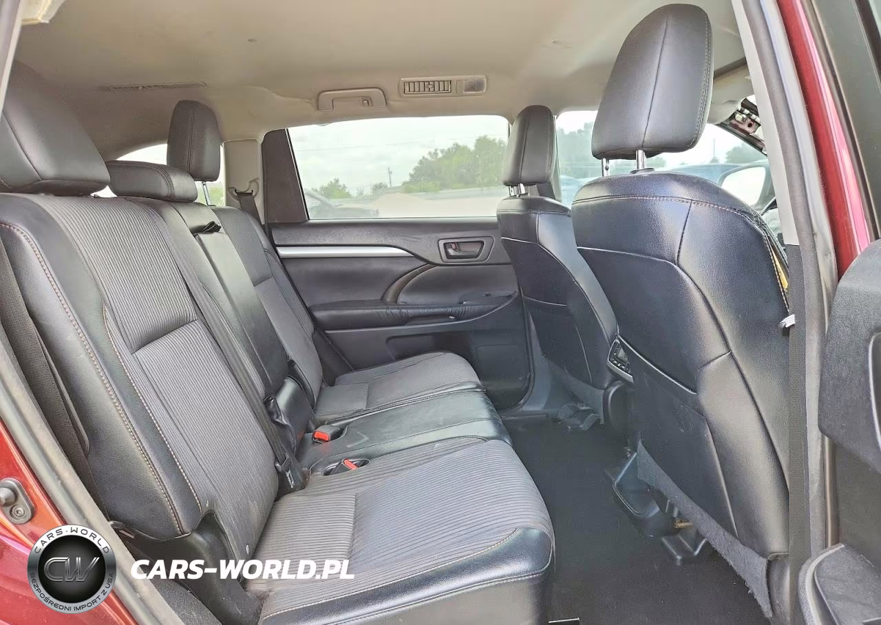 2015 Toyota Highlander Le Plus VIN:5TDZKRFH1FS112623 - 11