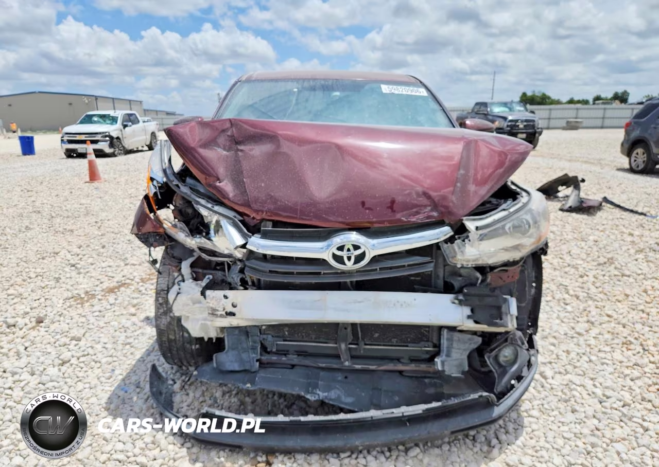 2015 Toyota Highlander Le Plus VIN:5TDZKRFH1FS112623 - 5