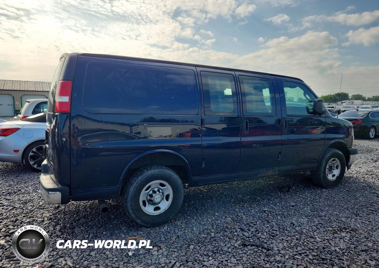 2014 Chevrolet Express G3500 VIN:1GCZGGFG3J1178674 - 3