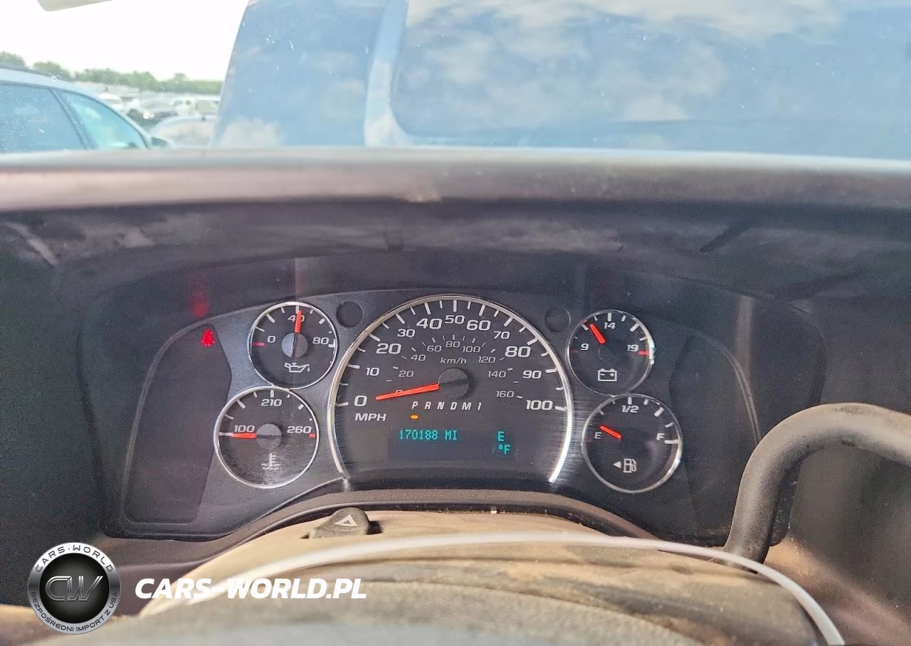 2014 Chevrolet Express G3500 VIN:1GCZGGFG3J1178674 - 9