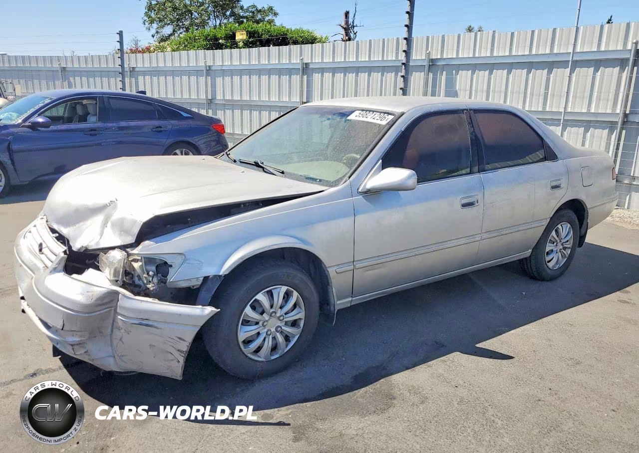 1999 Toyota Camry Le