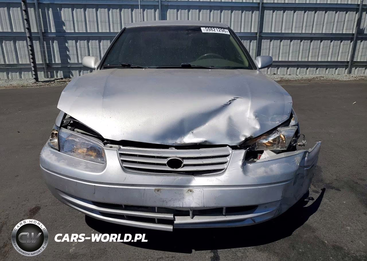 1999 Toyota Camry Le VIN:JT2BG28K3X0342079 - 5