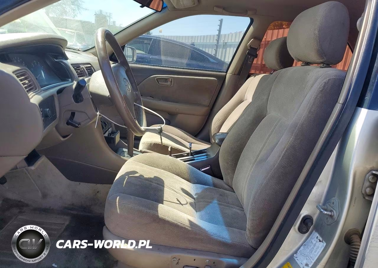 1999 Toyota Camry Le VIN:JT2BG28K3X0342079 - 7