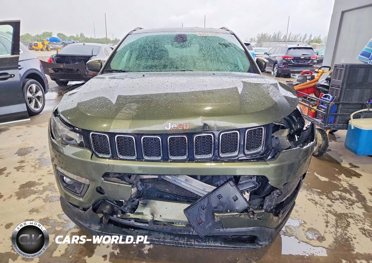 2017 Jeep Compass Latitude VIN:3C4NJDBB2HT646941 - 5