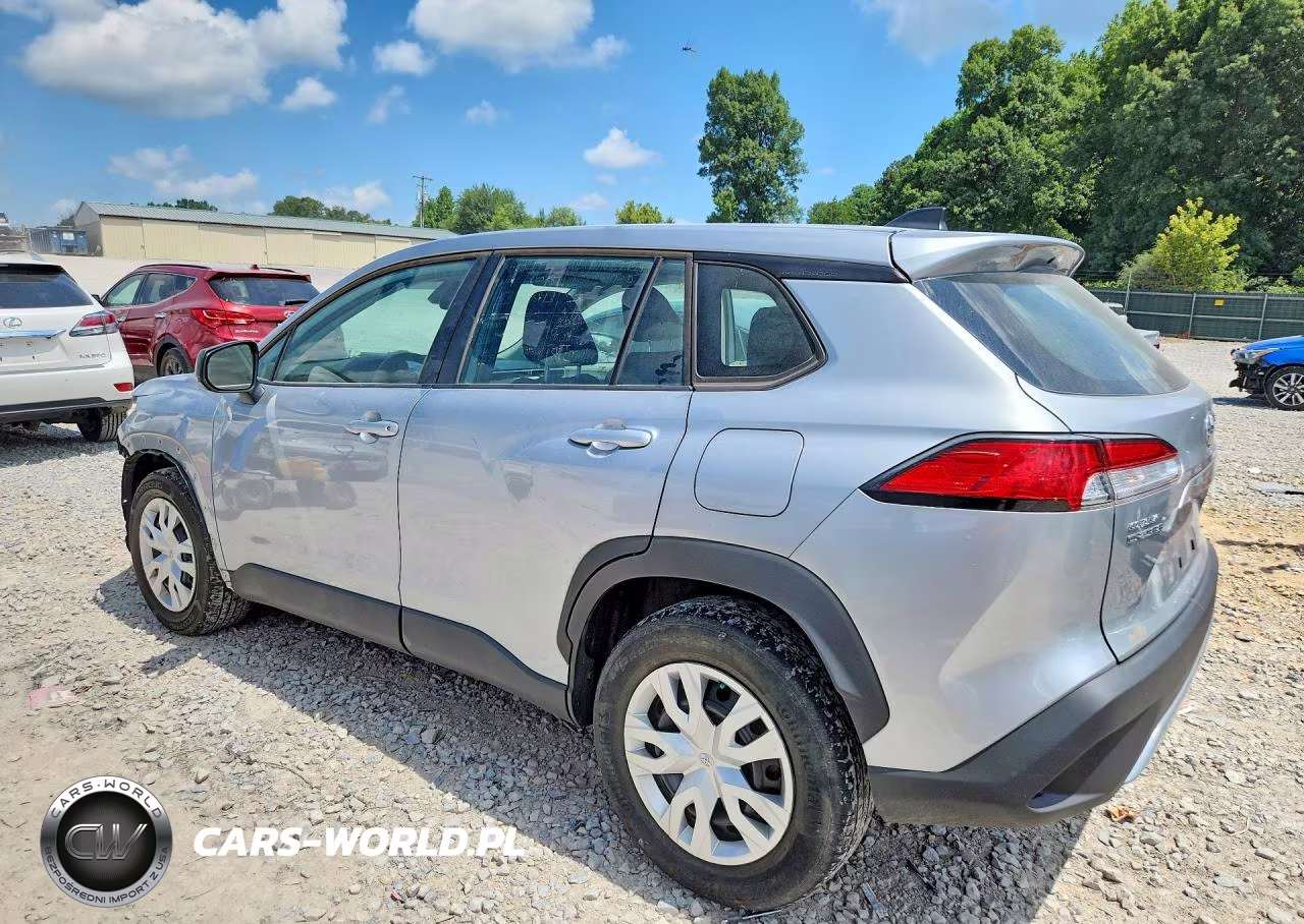 2022 Toyota Corolla Cross L VIN:7MUAAABG1NV037327 - 2