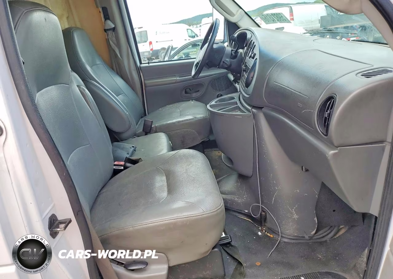 2007 Ford Econoline E450 Super Duty Cutaway Van VIN:1FDXE45SX7DB17004 - 8
