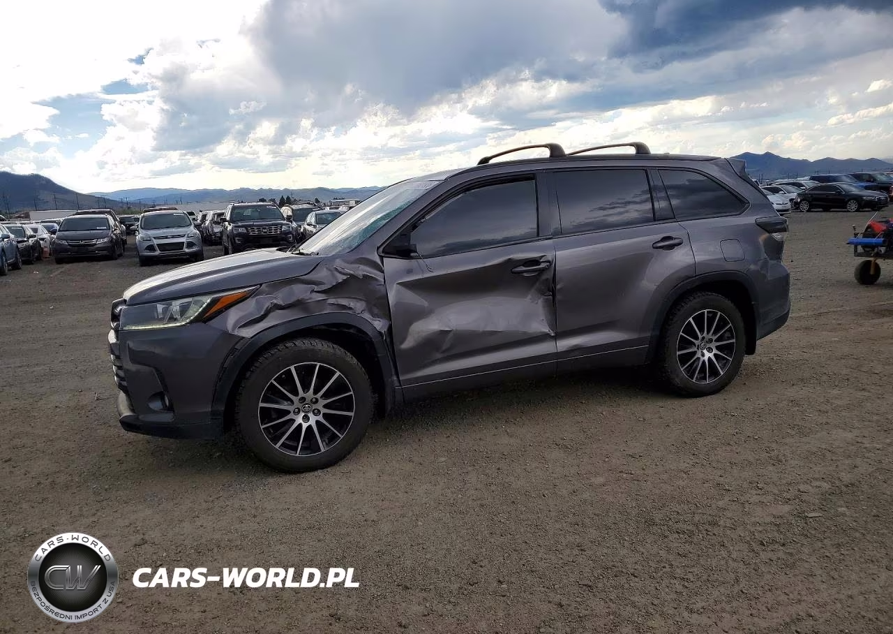 2018 Toyota Highlander Se