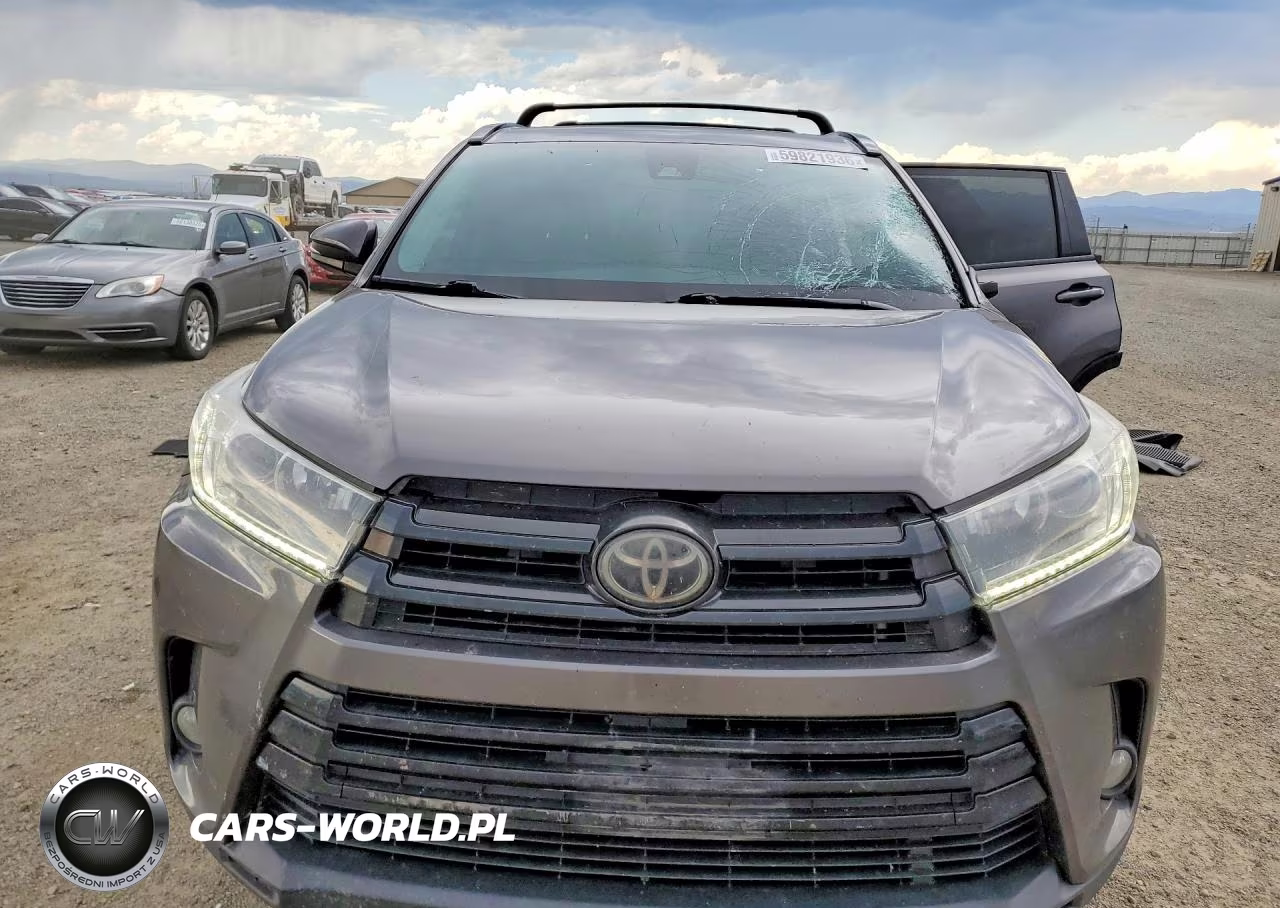 2018 Toyota Highlander Se VIN:5TDJZRFH8JS811328 - 5