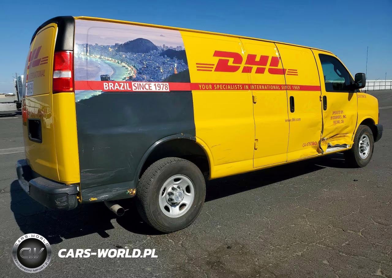 2018 Chevrolet Express 2500 Delivery Van VIN:1GCWGBFP4J1325011 - 3