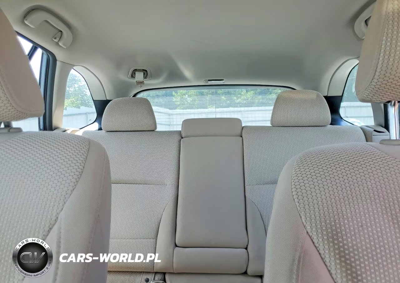 2017 Subaru Outback 2.5I VIN:4S4BSAAC4H3355552 - 10