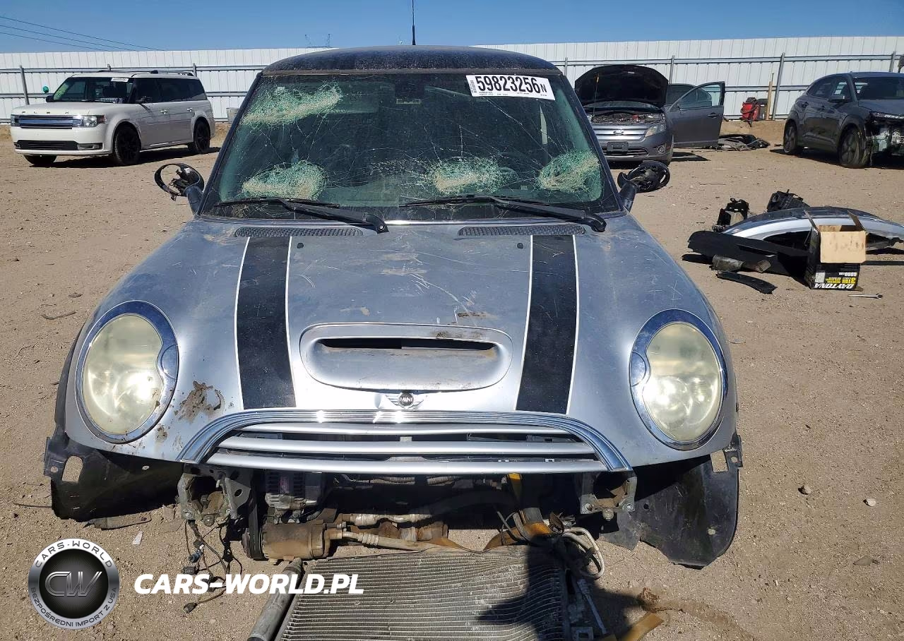 2004 Mini Cooper S VIN:WMWRE33424TD76468 - 5