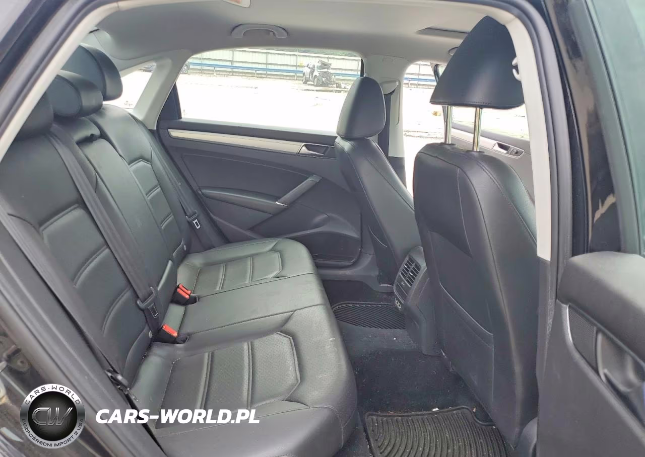 2019 Volkswagen Passat Wolfsburg VIN:1VWLA7A37KC008476 - 10