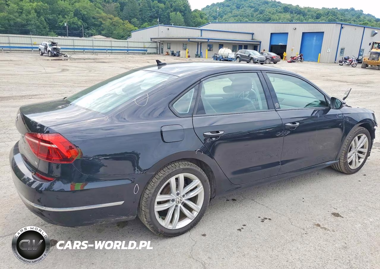 2019 Volkswagen Passat Wolfsburg VIN:1VWLA7A37KC008476 - 3