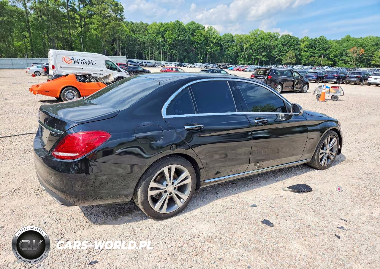 2015 Mercedes-Benz C 300 4Matic VIN:55SWF4KB9FU036096 - 3