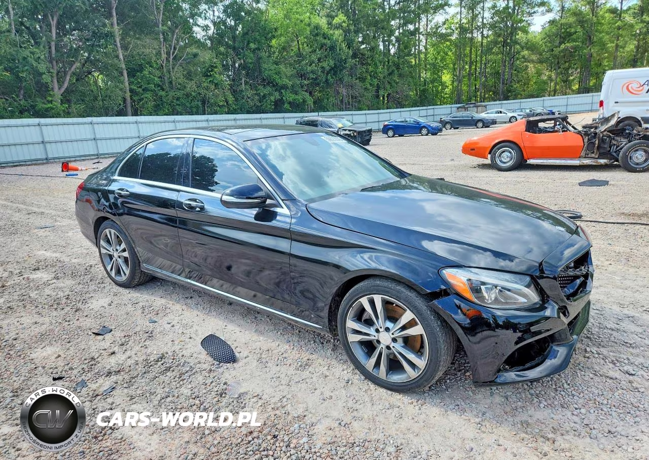 2015 Mercedes-Benz C 300 4Matic VIN:55SWF4KB9FU036096 - 4