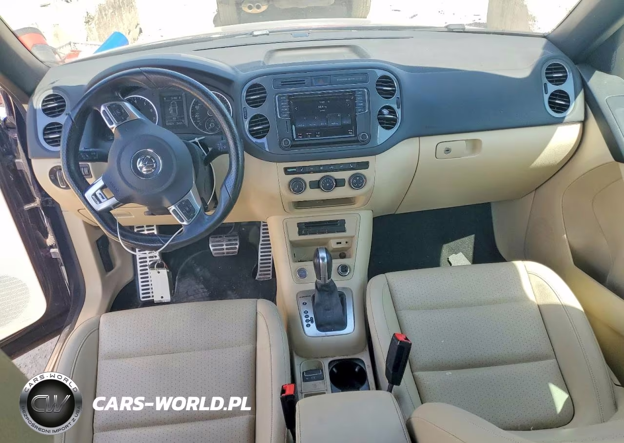 2016 Volkswagen Tiguan S VIN:WVGBV7AX4GW060123 - 8