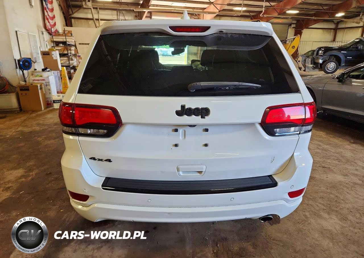 2018 Jeep Grand Cherokee Laredo VIN:1C4RJFAG3JC360169 - 6