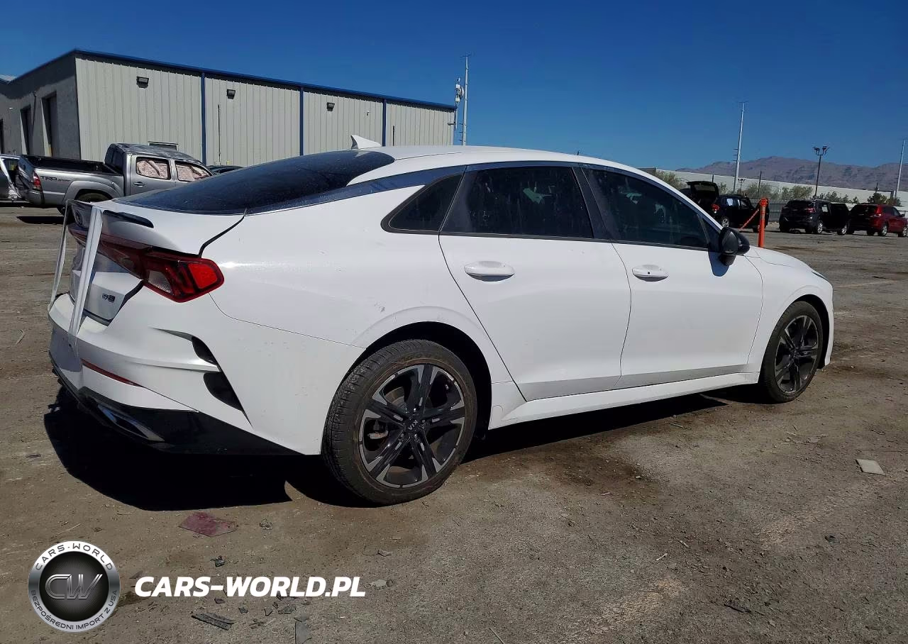 2021 Kia K5 Gt Line VIN:5XXG64J24MG040123 - 3