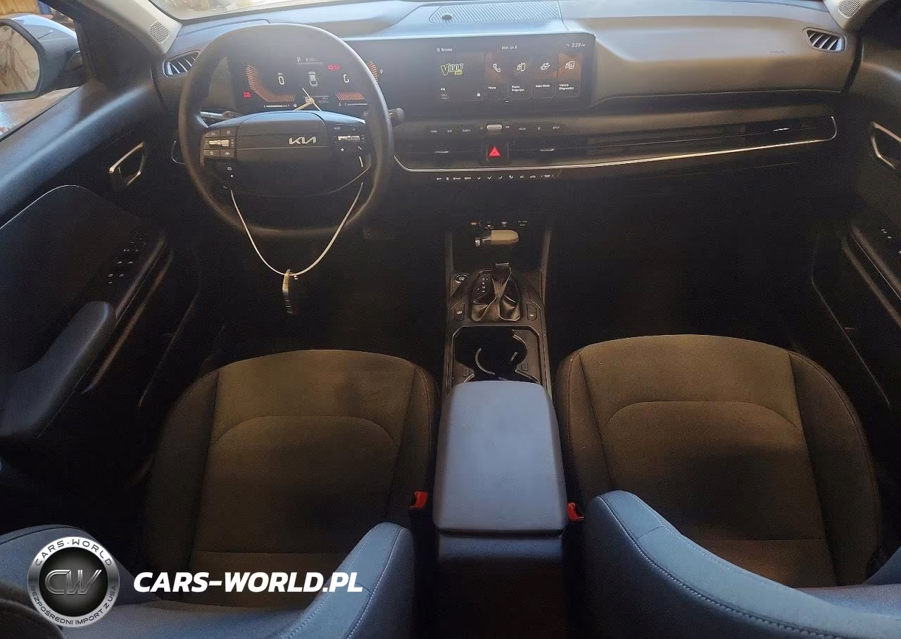 2025 Kia K4 Lxs VIN:3KPFT4DE7SE109323 - 8