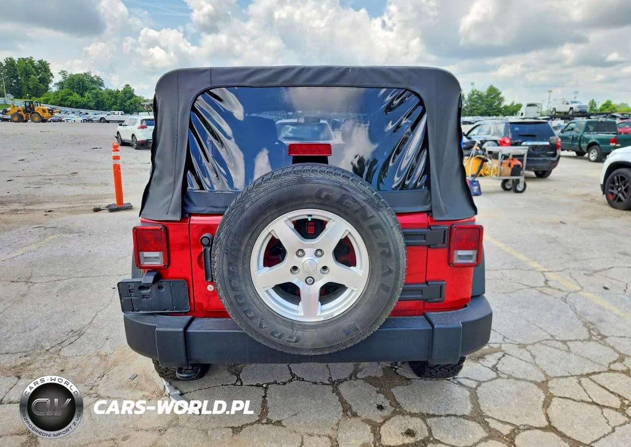 2011 Jeep Wrangler Unlimited Sport VIN:1J4BA3H1XBL609256 - 6