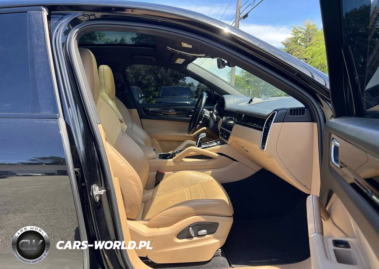 2020 Porsche Cayenne Coupe VIN:WP1BA2AY2LDA46687 - 5