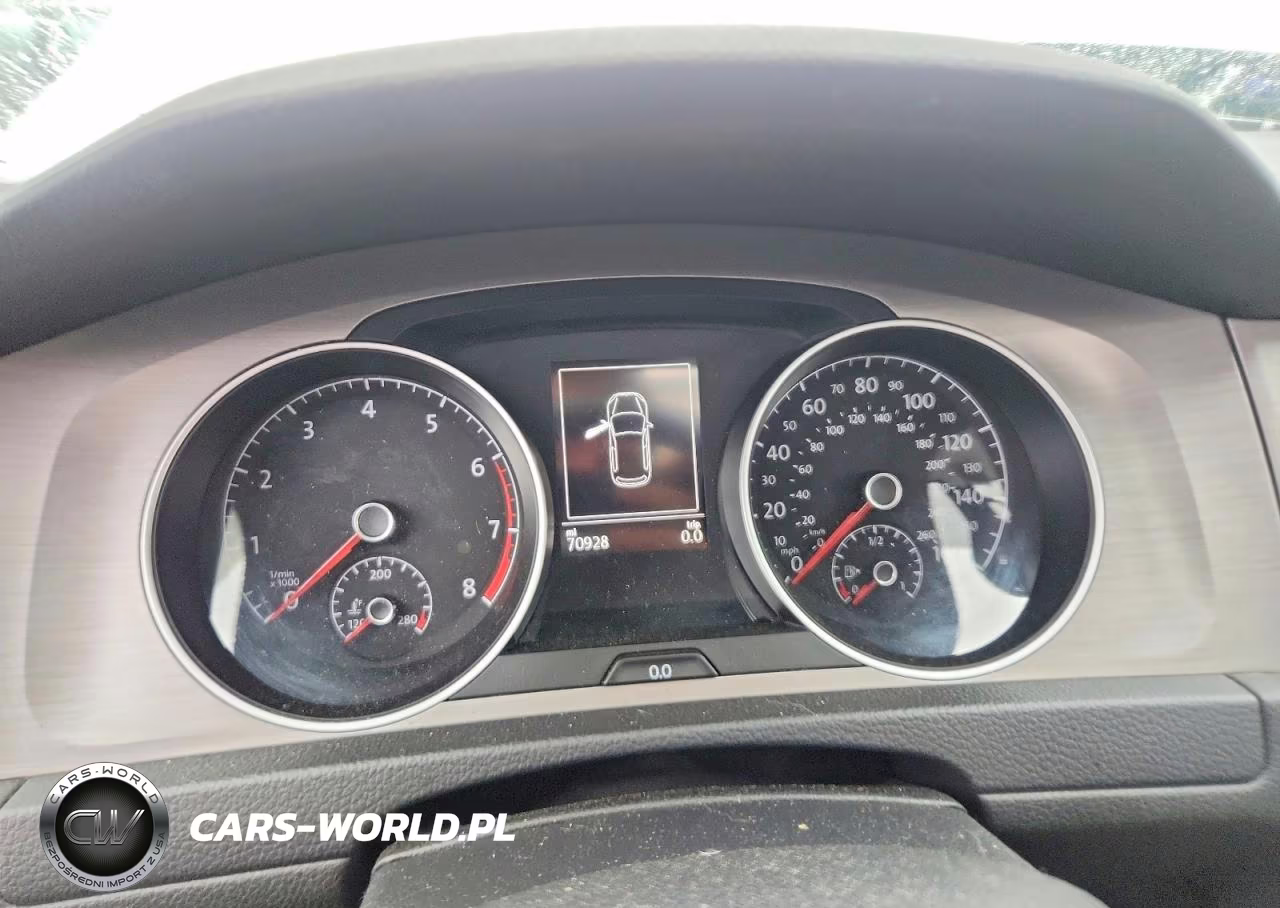 2017 Volkswagen Golf S VIN:3VW217AU5HM074116 - 9