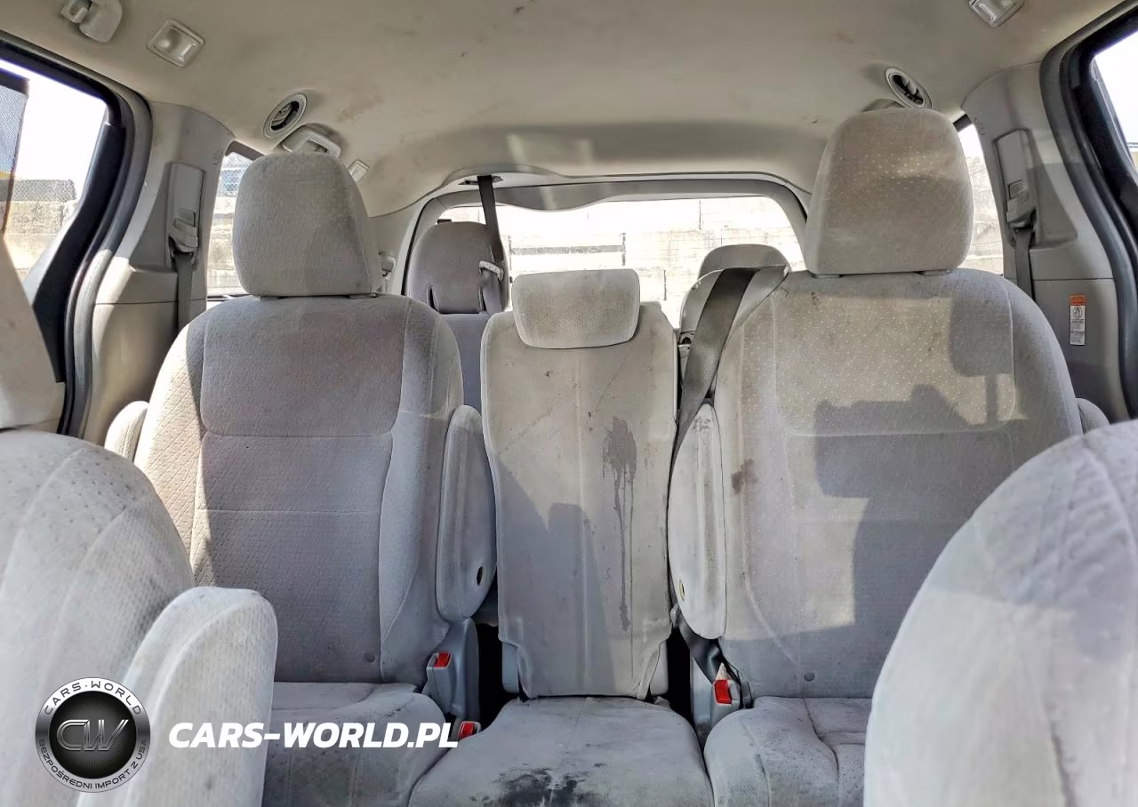 2015 Toyota Sienna Le VIN:5TDKK3DC9FS561764 - 10