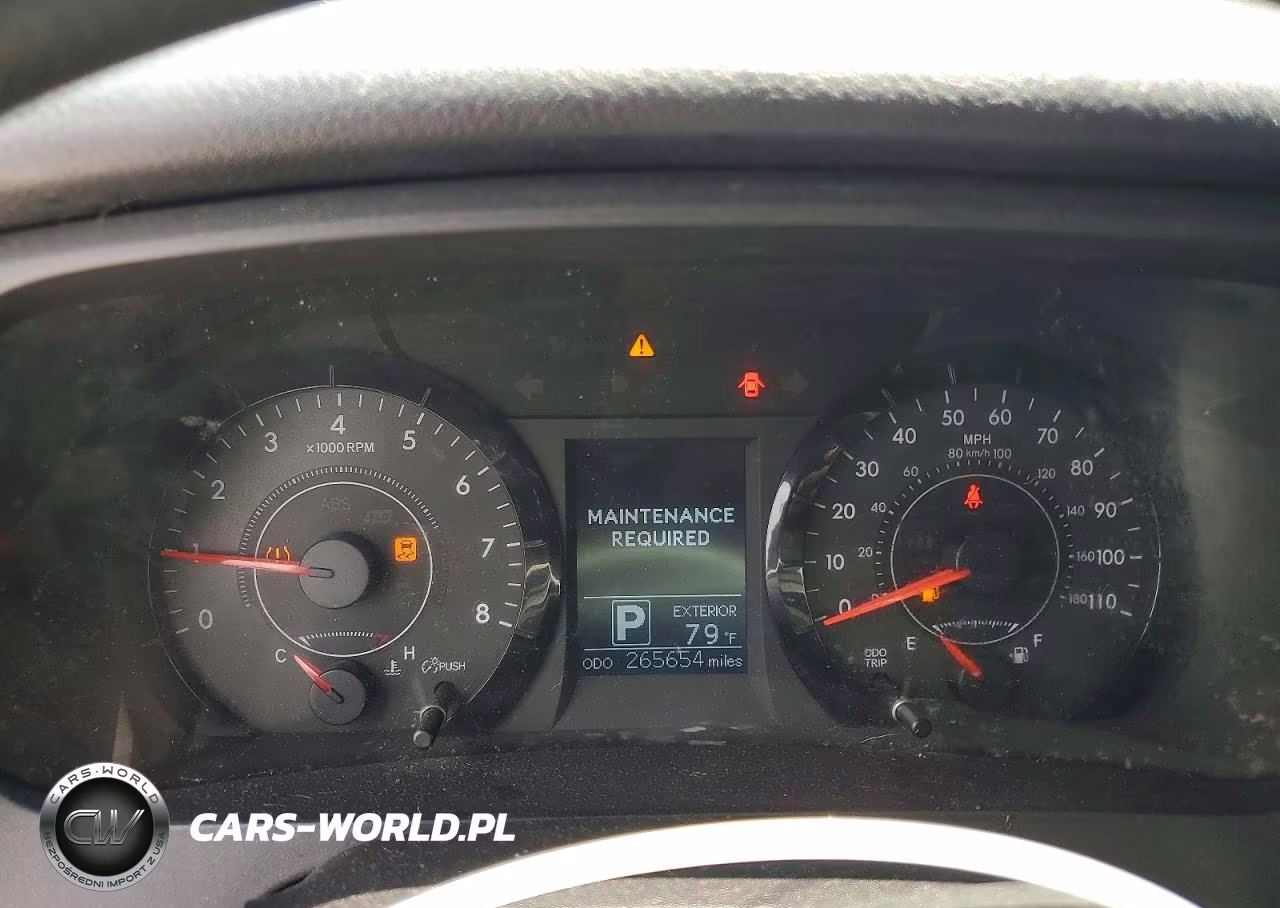 2015 Toyota Sienna Le VIN:5TDKK3DC9FS561764 - 9
