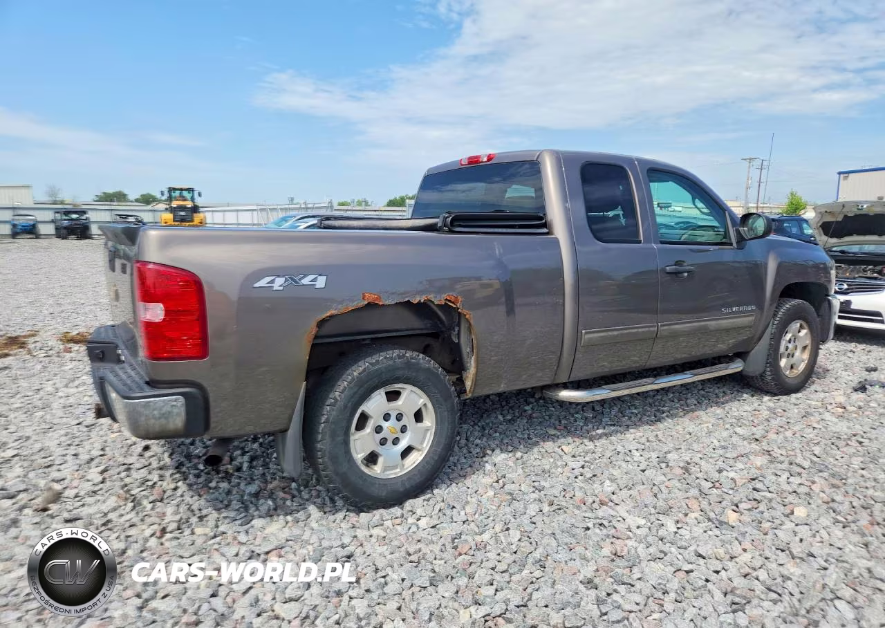 2013 Chevrolet Silverado K1500 Lt VIN:1GCRKSE76DZ304535 - 3