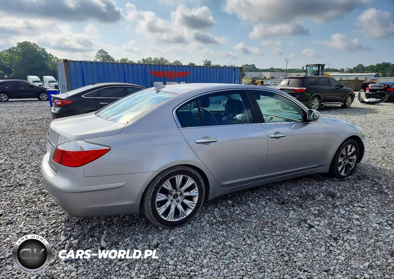 2011 Hyundai Genesis 3.8L VIN:KMHGC4DE1BU138379 - 3