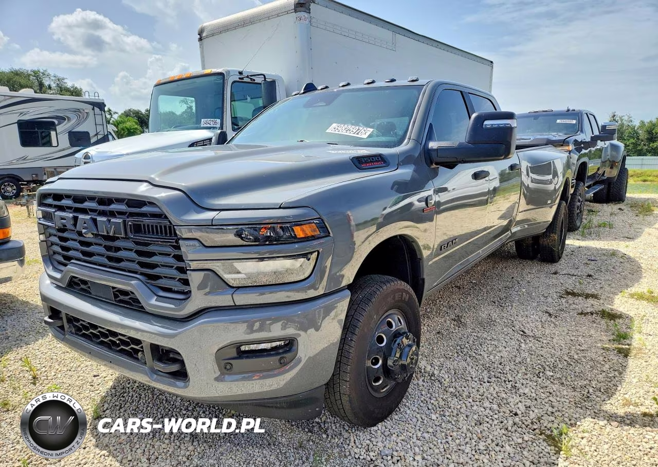 2026 Ram 3500 Big Horn VIN:3C63RRHL4TG213840 - 1