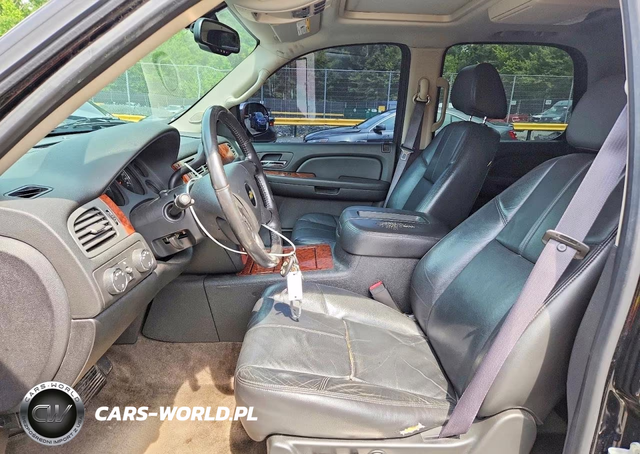 2008 Chevrolet Tahoe K1500 VIN:1GNFK130X8R132090 - 7