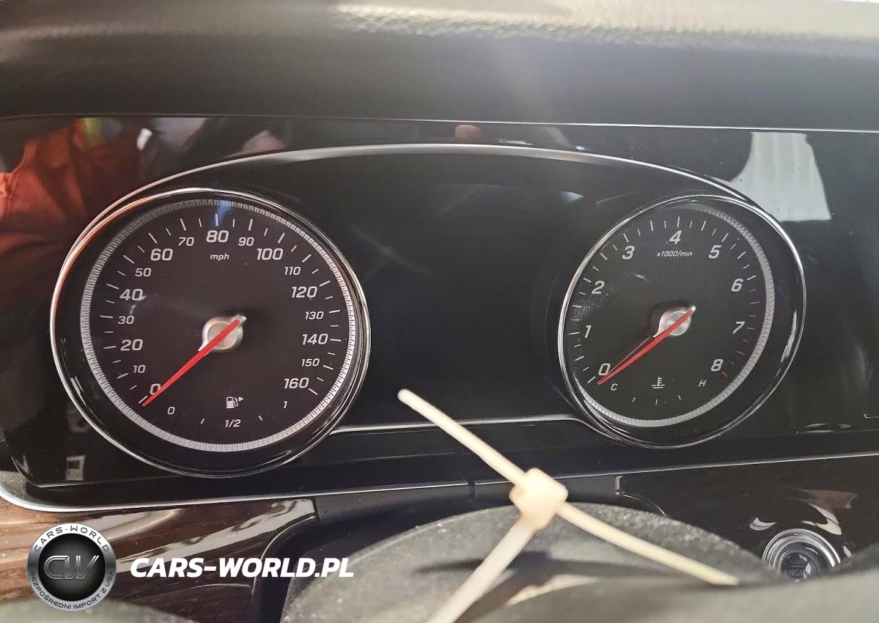 2019 Mercedes-Benz E 300 4Matic VIN:WDDZF4KB9KA600398 - 9