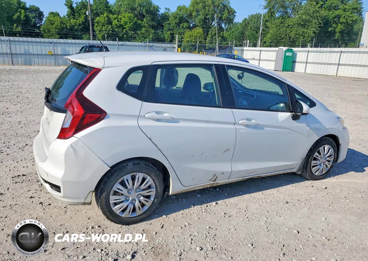 2020 Honda Fit Lx VIN:3HGGK5H45LM714870 - 3