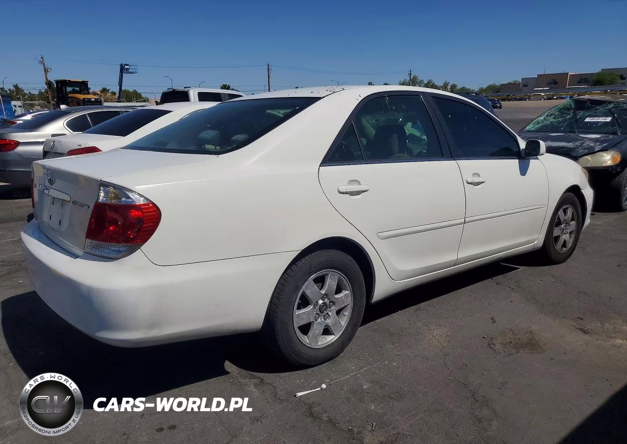 2006 Toyota Camry Le VIN:4T1BE32K56U703262 - 3