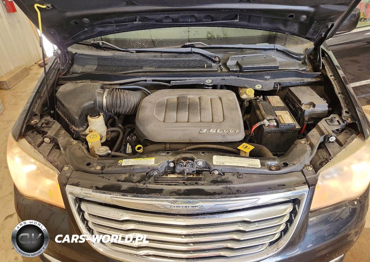 2012 Chrysler Town & Country Touring VIN:2C4RC1BG8CR287175 - 12