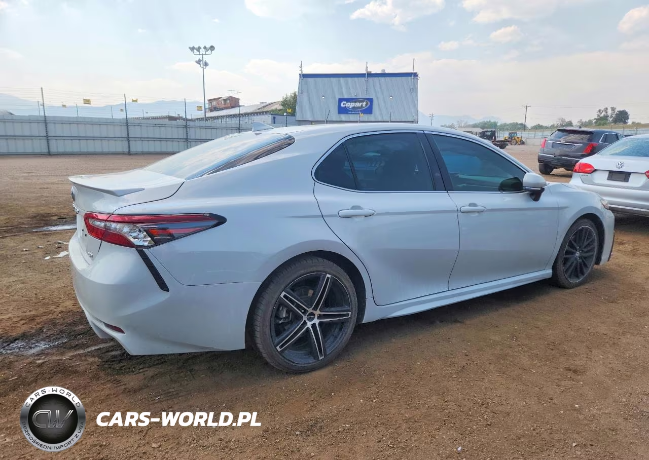 2023 Toyota Camry Xse VIN:4T1K61AK4PU127250 - 3