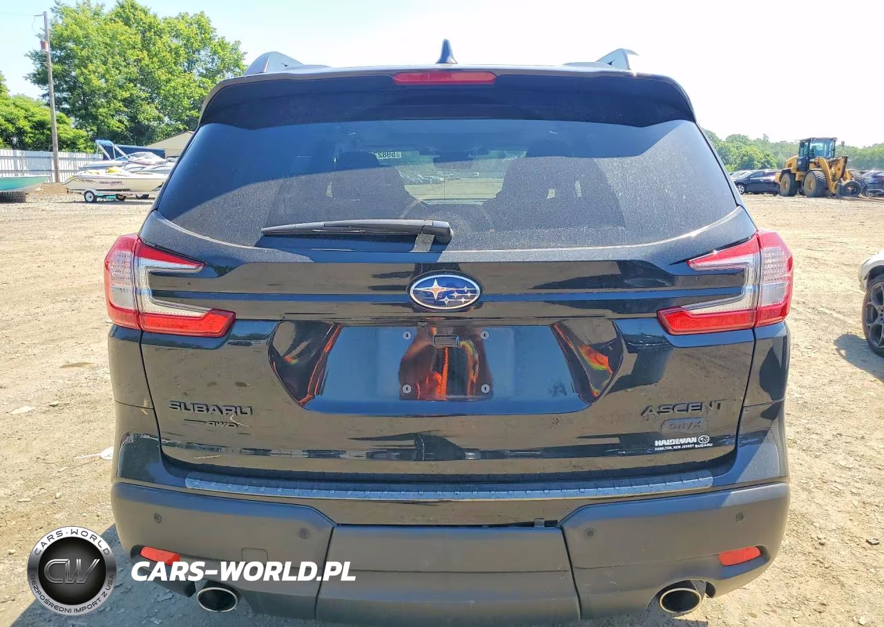 2024 Subaru Ascent Onyx Edition VIN:4S4WMAHDXR3426975 - 6