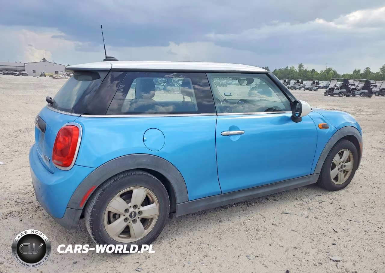 2017 Mini Cooper VIN:WMWXP5C37H2F60935 - 3