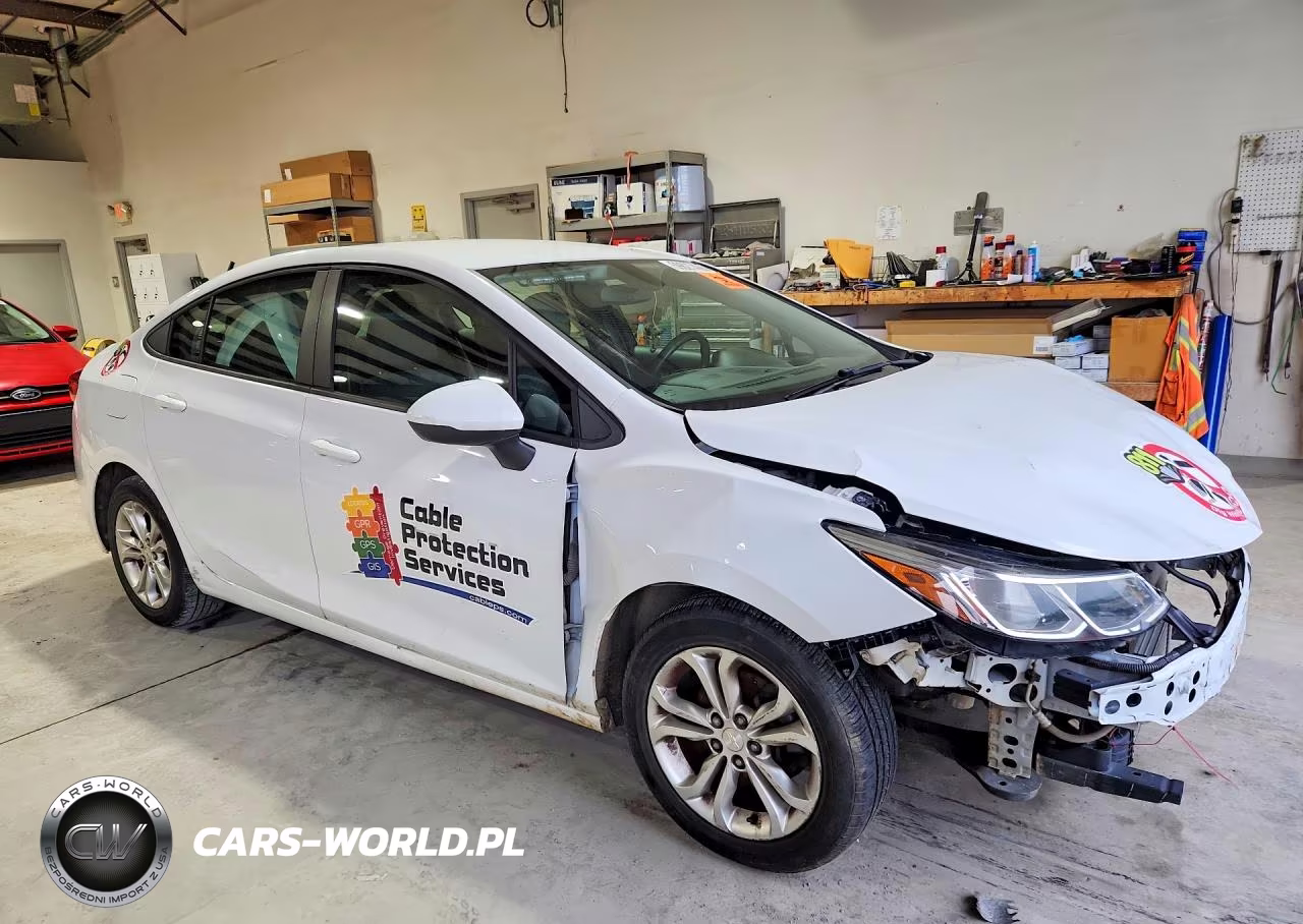 2019 Chevrolet Cruze Ls VIN:1G1BC5SM5K7153246 - 4