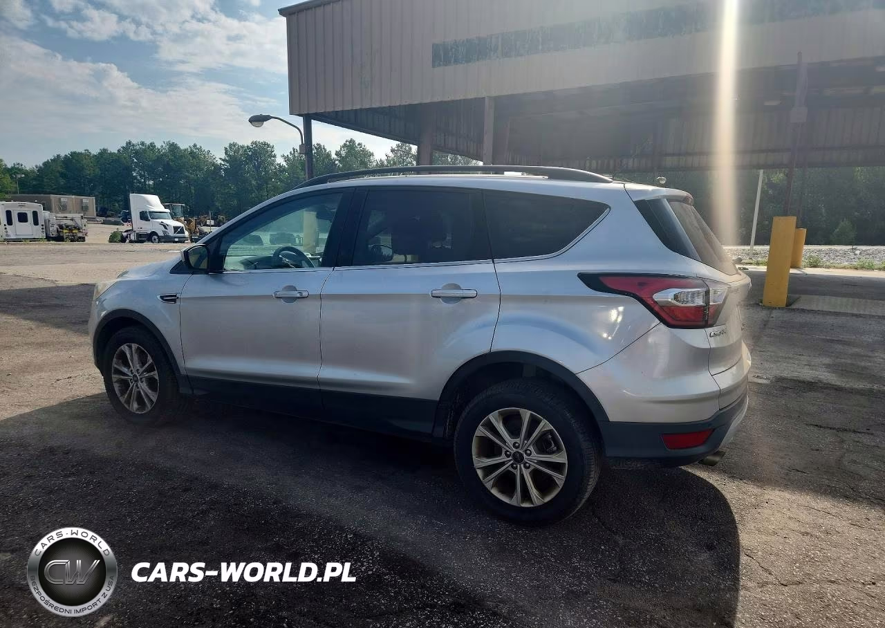 2017 Ford Escape Se VIN:1FMCU9GD0HUC70084 - 2